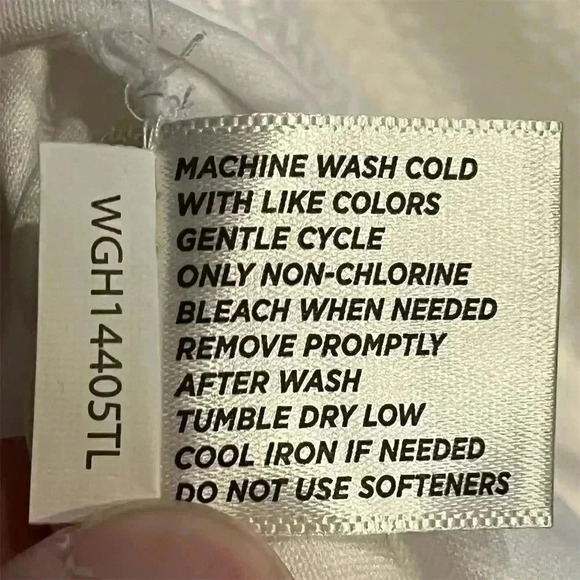 Walter Hagen Women's White Chino Shorts Size 4 Casual 5" Inseam - Picture 8 of 11